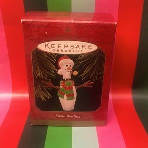 🎄Hallmark Snow Bowling Keepsake Ornament